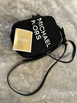 Michael Kors Greenwich Small Saffiano Leather Crossbody Bag for Sale in  Fullerton, CA - OfferUp