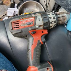 MILWAUKEE  HAMMER DRILL AND DRIVER ,EXCELLENT WORKING CONDITION 