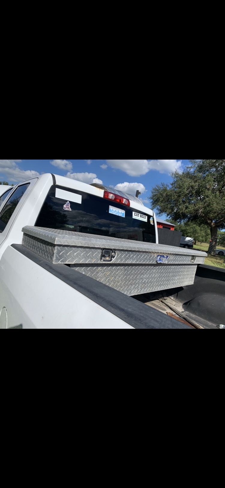 TRUCK TOOL BOX