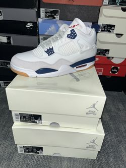 Jordan 4 SB Navy 