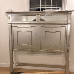 Queen Size Bed Frame 