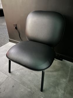 TOOU Tasca Lounge Chair — Like New 🪑