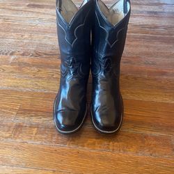 Boots women’s size 6.5