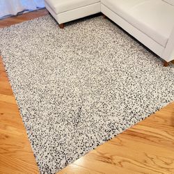 IKEA Area Rug – 91” x 68” – Black & White Modern Pattern Carpet