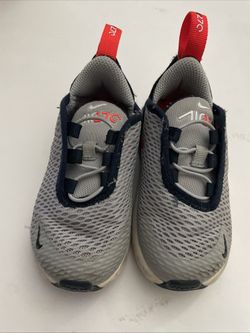 NIKE TODDLERS AIR MAX 270 SIZE 6C