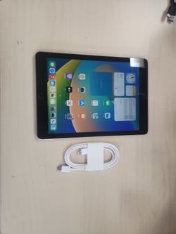 Ipad 5th gen  32gb wifi only