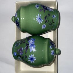 Cute Salt & Pepper Shakers 