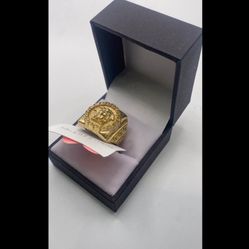 *Check Description* Versace Size 10 Medusa Ring 
