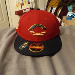 *Brand New w/ Tags*  New Era (4th Of July Collection) Cincinnati Reds Fitted Baseball Hat Size 7 1/4