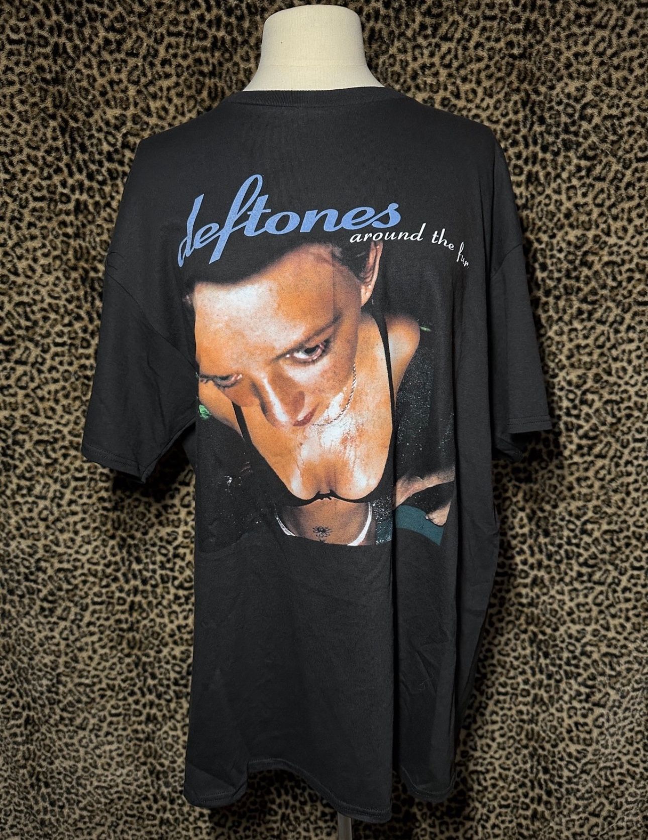 Oversized Deftones Around the Fur Vintage 00’s 90’s Band Tee Bikini T-Shirt Rare