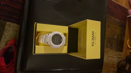 Invicta Racing Burnout Model #47524