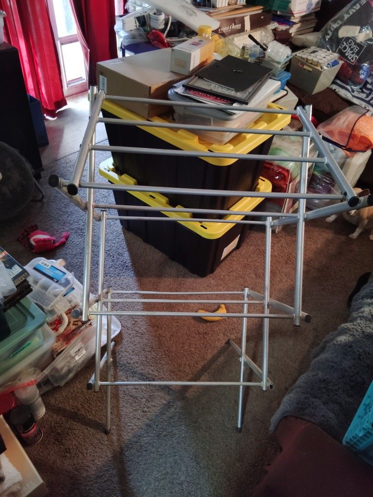 Metal Clothes Rack