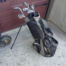 ADAMS MENS GOLF SET