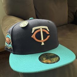 Hat Club ‘S Quiet Storm Twins