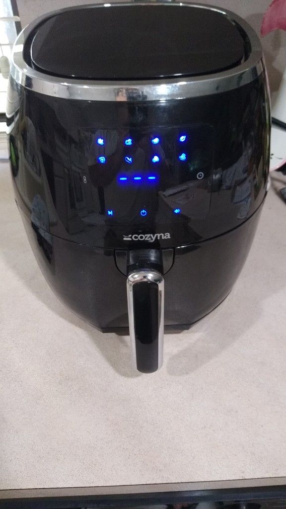 Air Fryer Cozyna 5.7qt XL New Open Box CZAFD55