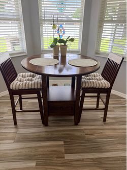 3 piece Dinette set