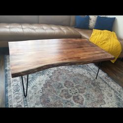 Raymour and flanigan live edge coffe table 