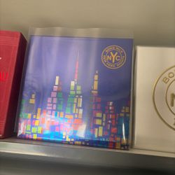 Bond No. 9 New York Nights Fragrance Box