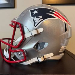 New England Patriots Riddell Full-sized Replica Speed Helmet