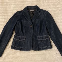 Ann Taylor Women’s Blue Denim Blazer Size: S (petite)