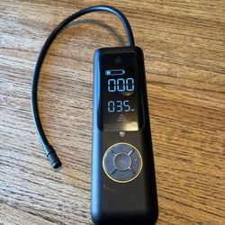Tire Inflator / Portable Power Bank 