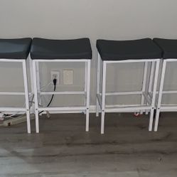 Bar Stools 