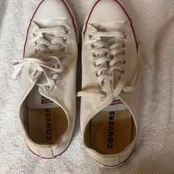 White Lowtop Converse