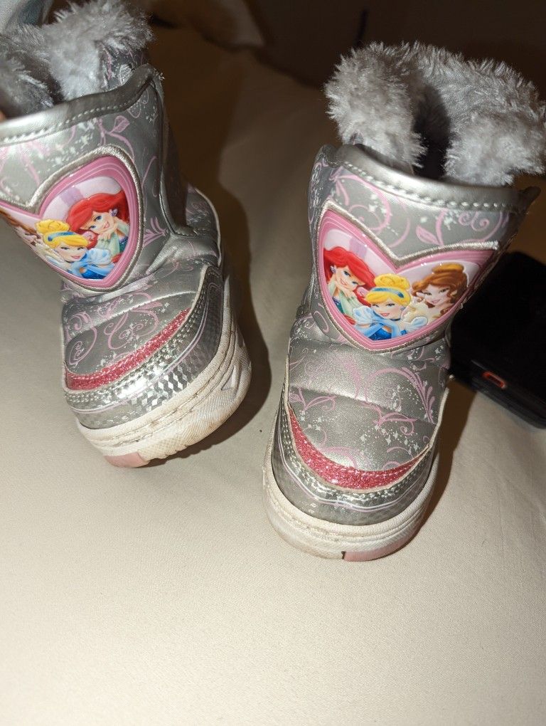 Toddler Girl Snow Boots Size 6