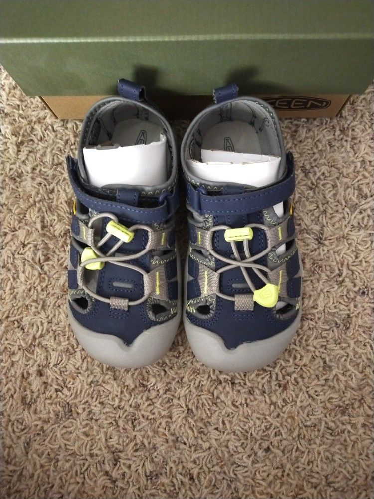Keen Knotch Creek Sandals 12 New