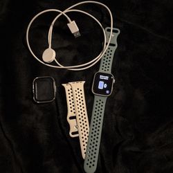 Apple Watch Series 8 GPS 