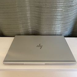 8th Gen i7 HP Laptop with Type C USB, Backlit Keyboard, and 256 GB SSD