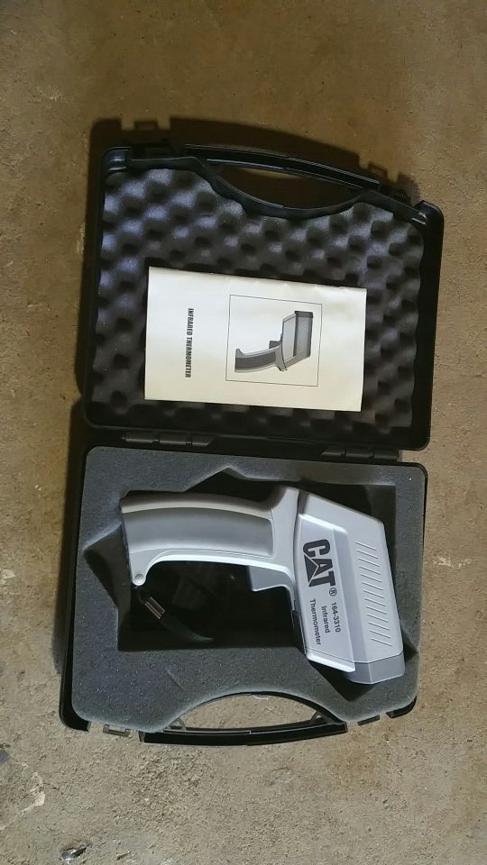 Infrared Lazer Thermometer. CAT 1643310