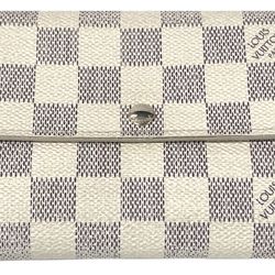 Louis Vuitton -Sarah Wallet 