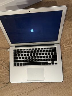 MacBook Laptop