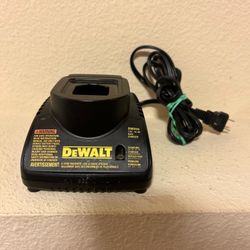 DeWALT DW9118 7.2V -14.4V 1.5A NiCd Battery Charger Genuine OEM ~ Tested