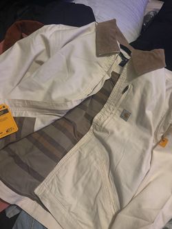 women’s carhartt medium brand new
