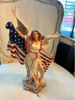 Angel figurine