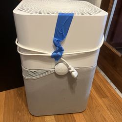 BLUE air purifier for large rooms 