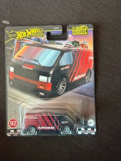 Hot Wheels Premium Boulevard Yokohama Advan Van #92