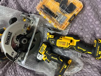 Dewalt saw drill Oscillating Multi-Tool deal