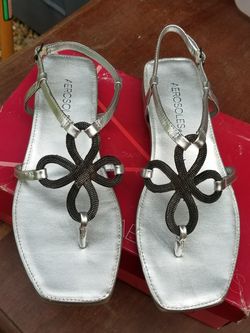 Aerosoles sandals size 6.5