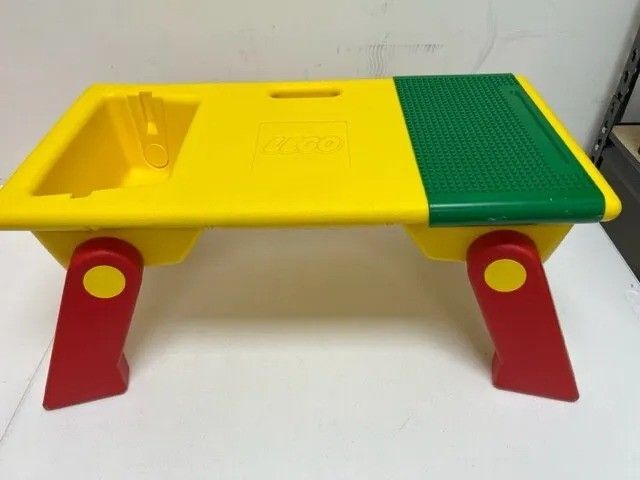 VINTAGE 1994 LEGO ACTIVITY LAP TOP TABLE WITH 2 STORAGE BINS & FOLDING LEGS