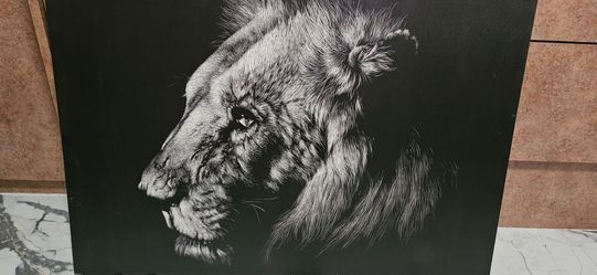LION PAINTING ON CANVAS