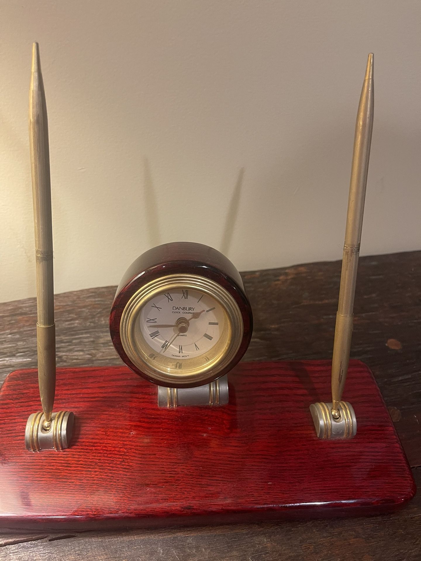 Retro Antique Executive Desk Clock Pen Combo Cherry Wood