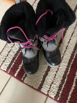 Totes girls boots size 1