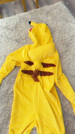 Pickachu Costume Size 7-8