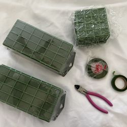 Floral Accessories 