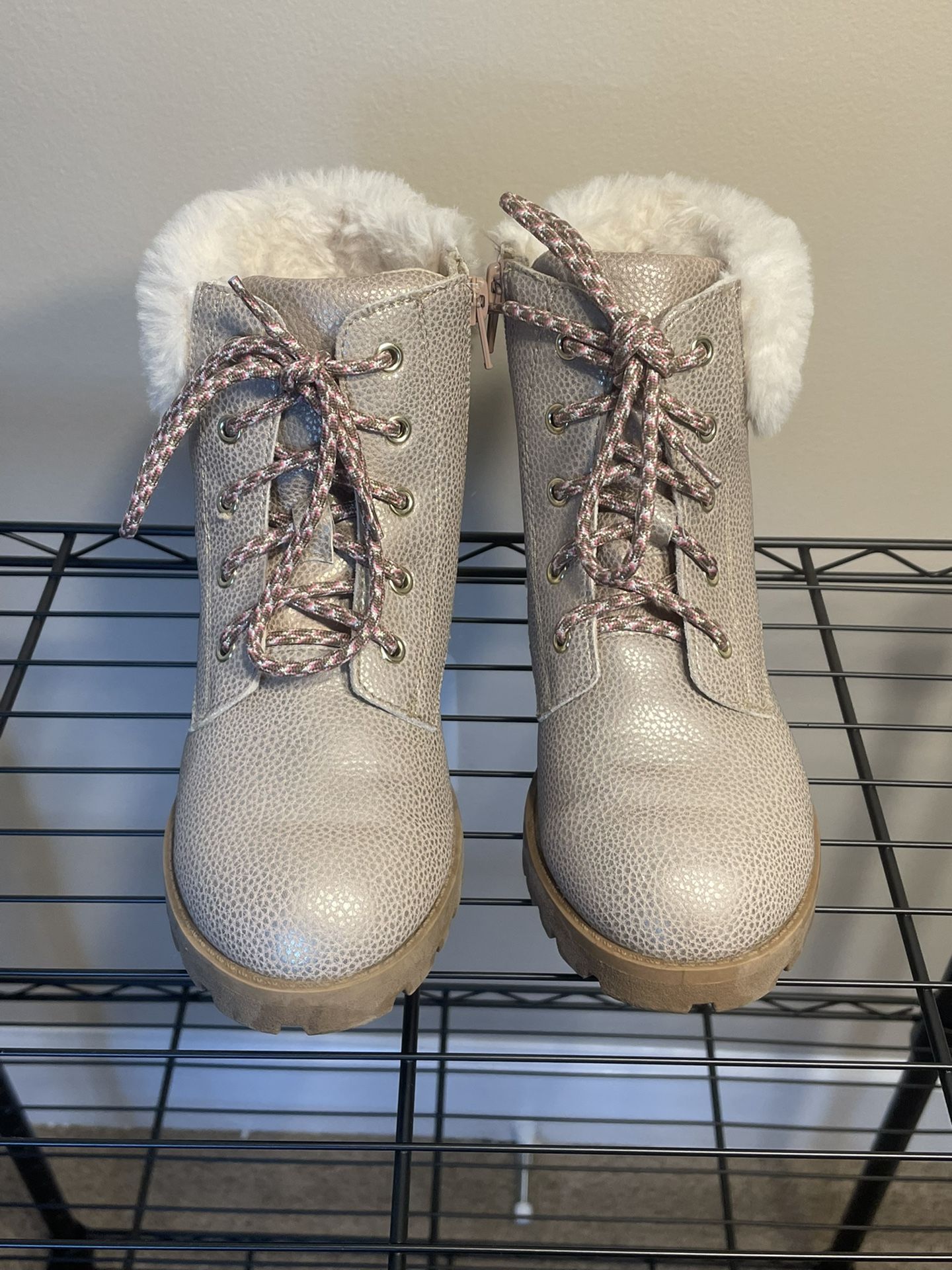 Girl’s Boots