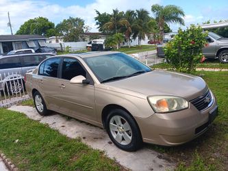 Vendo Chevrolet Malibu