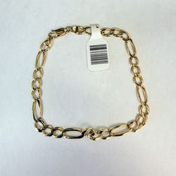 8” 14k Gold Figaro Bracelet 